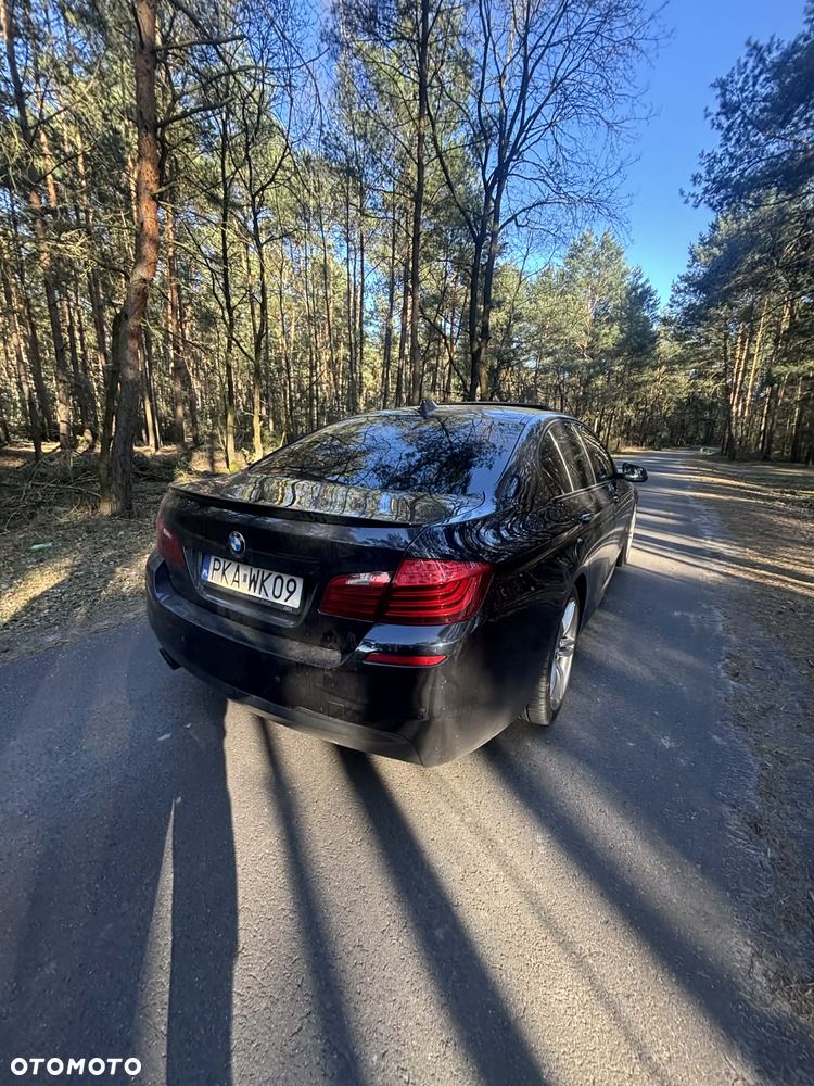 BMW Seria 5 530d xDrive - 4