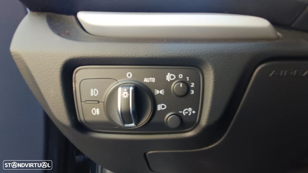 Audi A3 Sportback 1.6 TDI Advance Ultra - 7