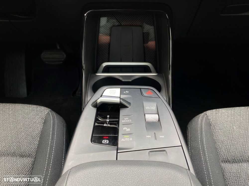 BMW X1 xDrive25e - 16