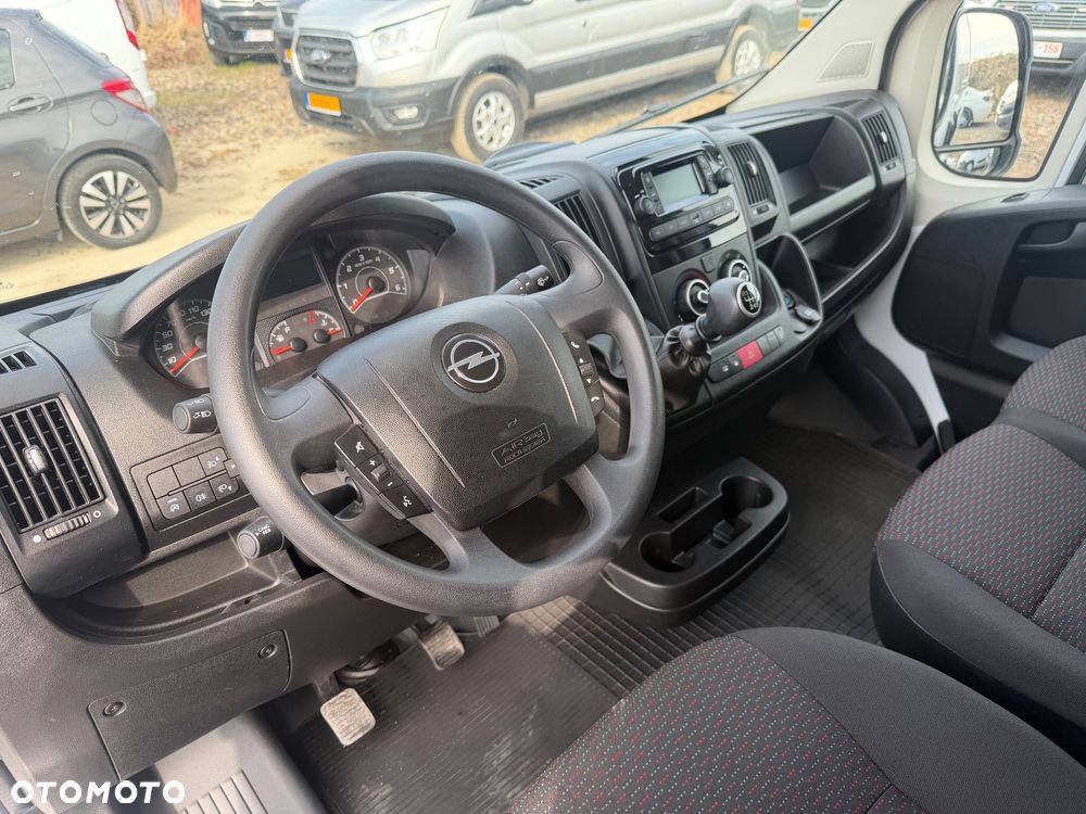 Opel Movano - 12