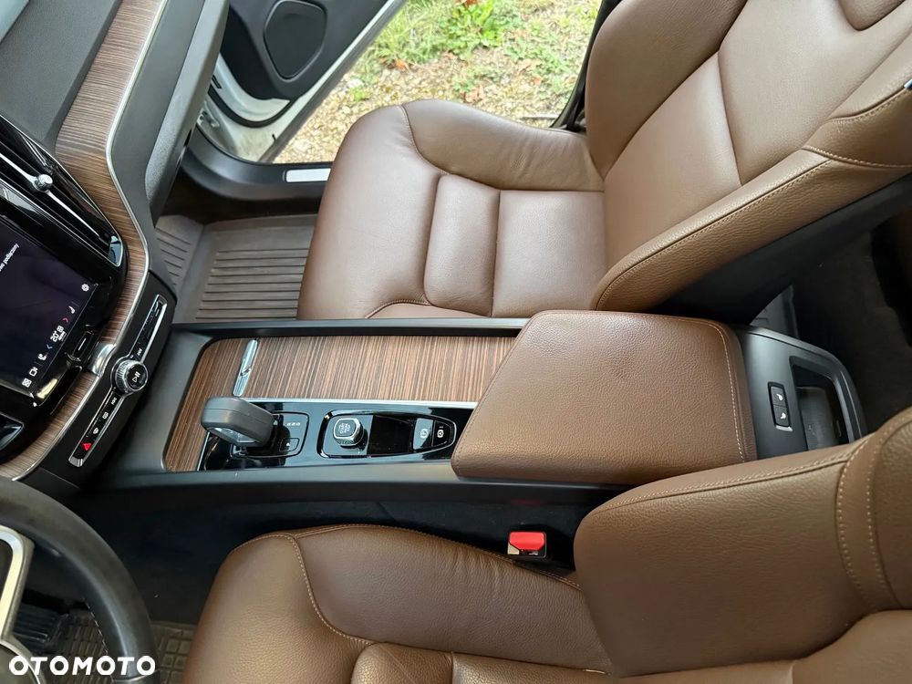 Volvo XC 60 - 18
