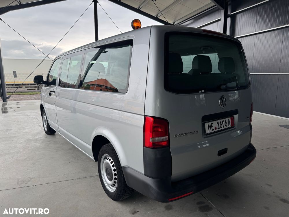 Volkswagen Caravelle - 4
