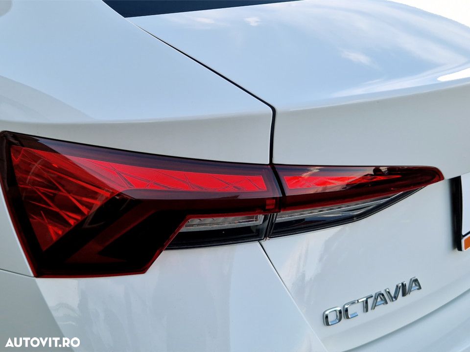 Skoda Octavia 2.0 TDI DSG Ambition - 10