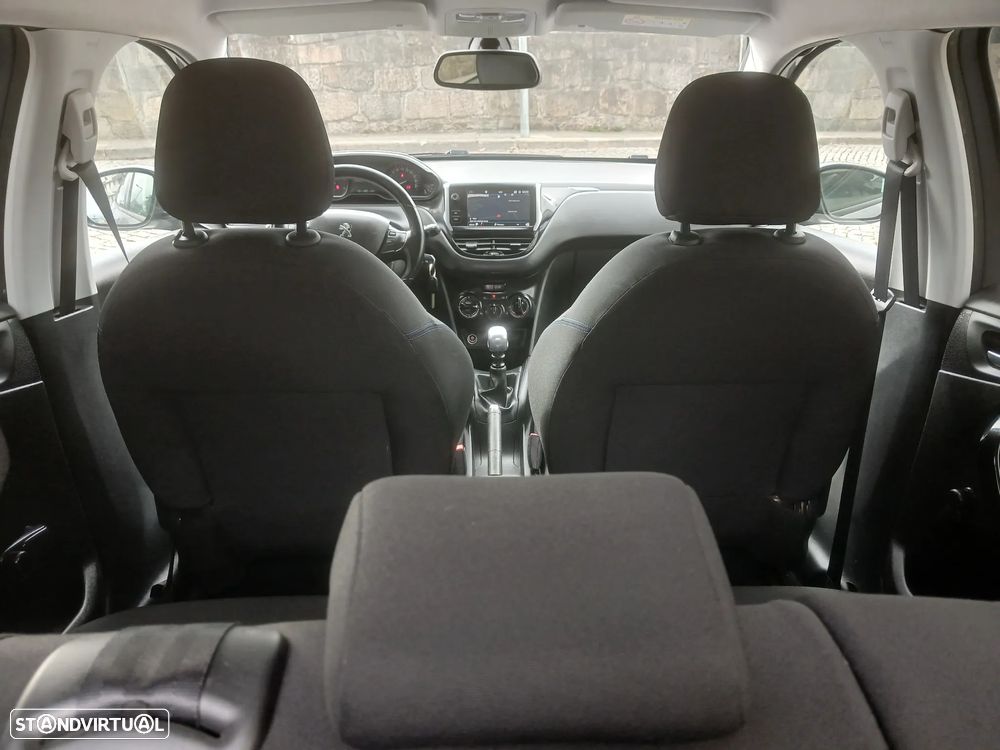 Peugeot 208 1.5 BlueHDi Signature - 14
