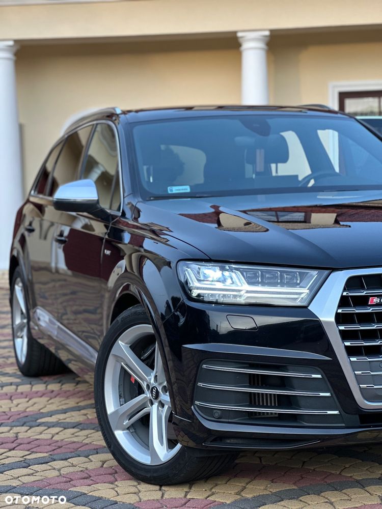 Audi SQ7 - 12