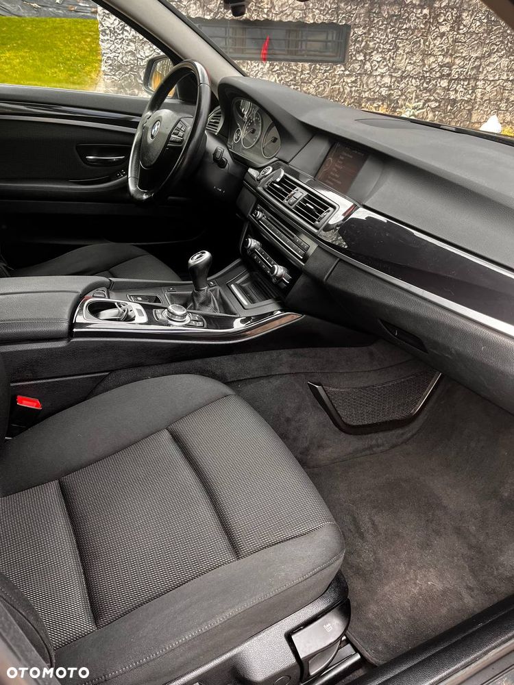 BMW Seria 5 520d - 9