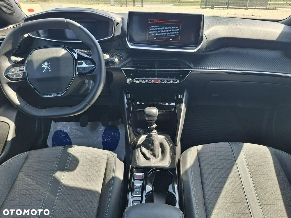 Peugeot 2008 - 15
