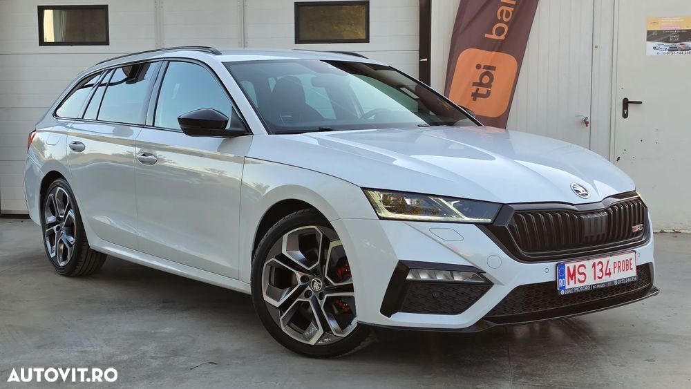 Skoda Octavia 2.0 TDI DSG RS Plus - 2