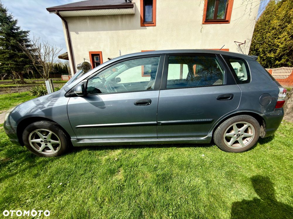 Honda Civic 1.4i LS - 4