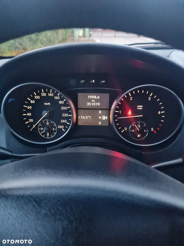 Mercedes-Benz ML 320 CDI 4Matic 7G-TRONIC Edition 10 - 16