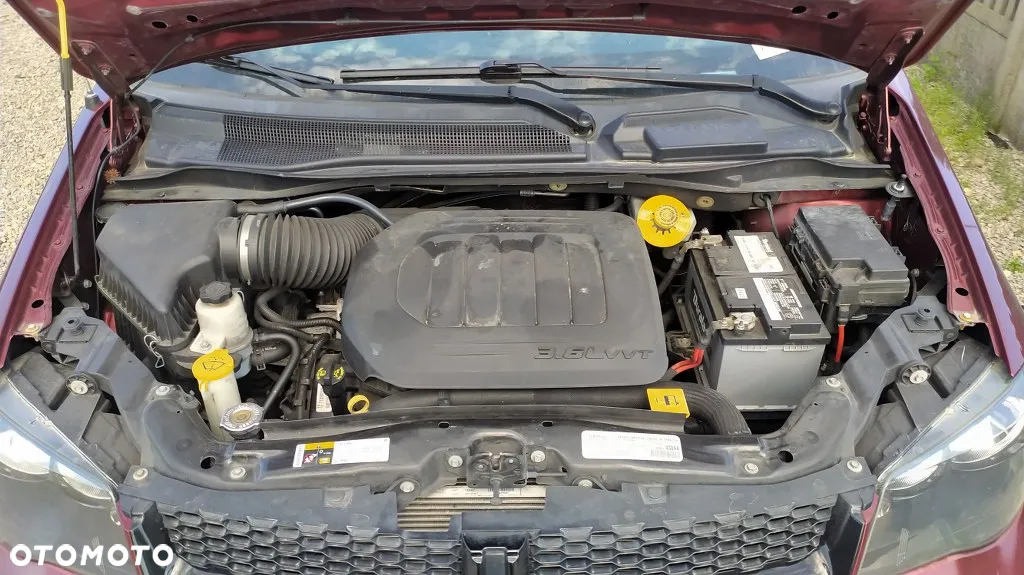 Dodge Grand Caravan - 9