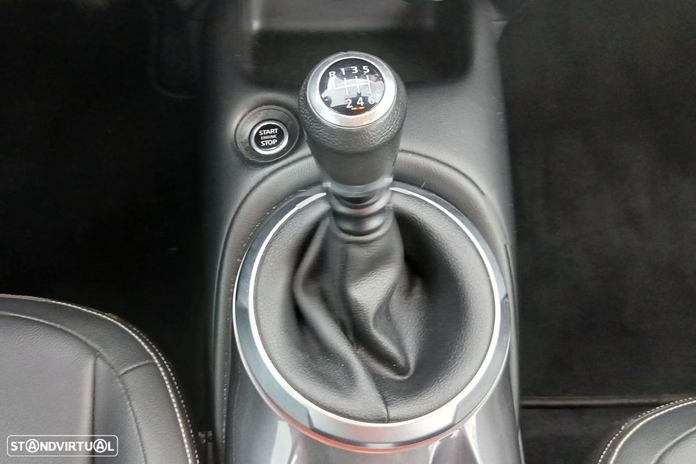 Nissan Juke 1.0 DIG-T Tekna - 9