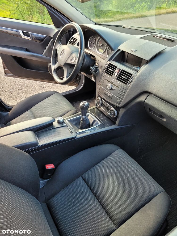Mercedes-Benz Klasa C 220 CDI DPF Classic - 4