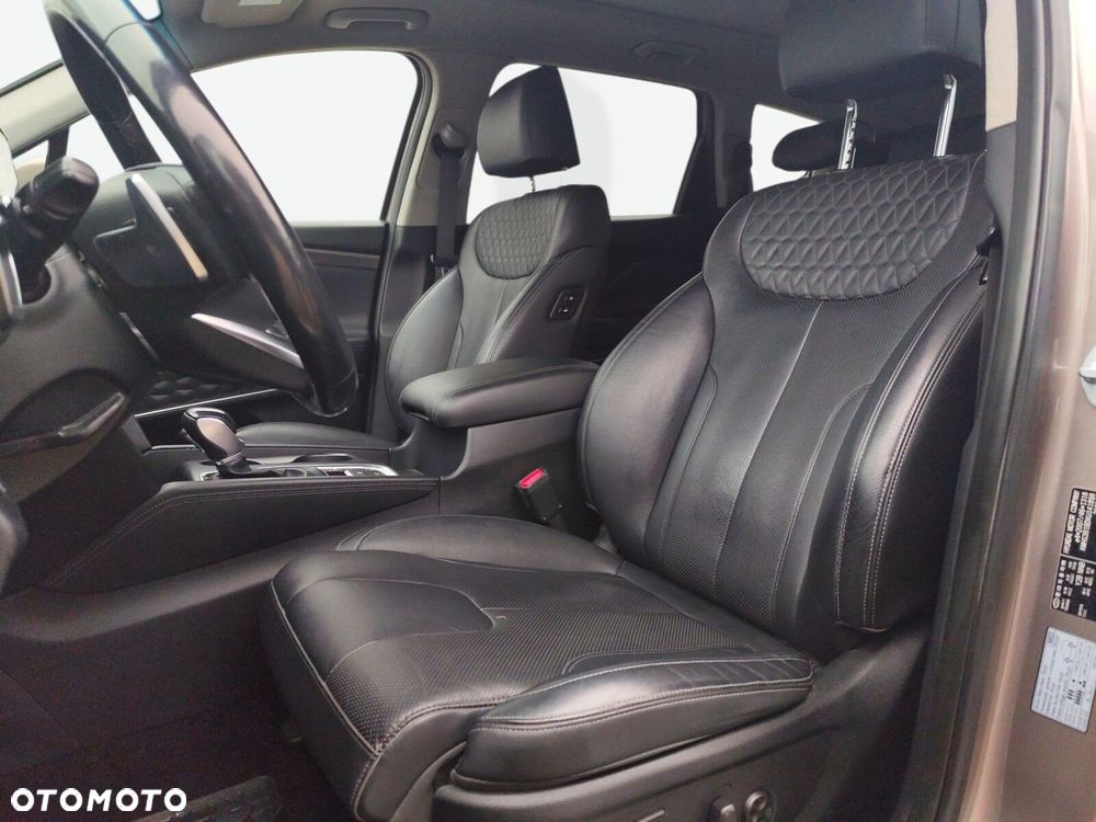 Hyundai Santa Fe - 10