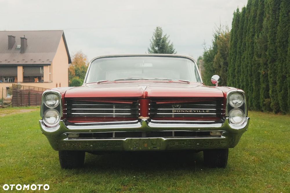 Pontiac Bonneville - 2