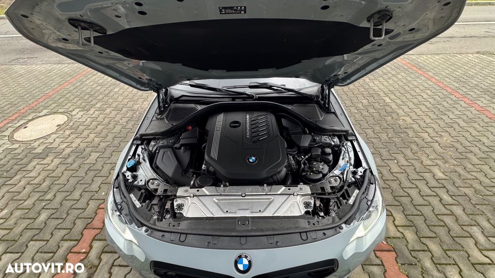 BMW M2 M240i xDrive AT - 18