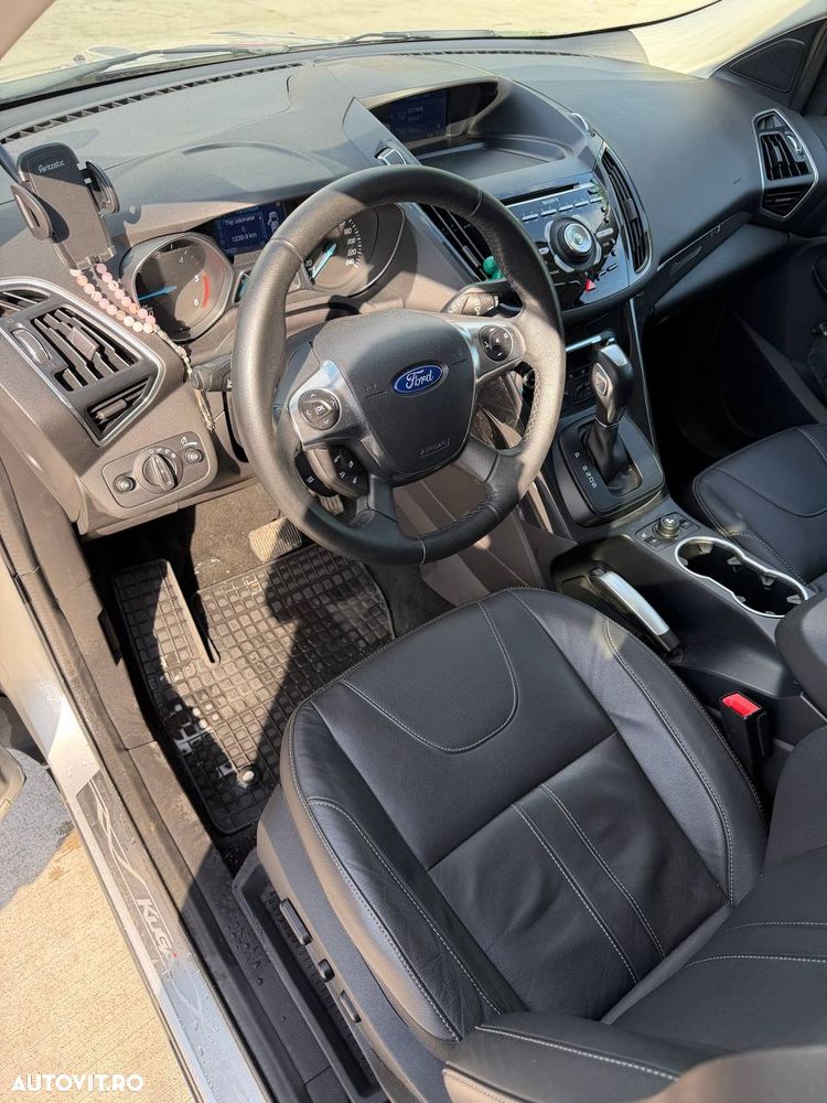 Ford Kuga 2.0 TDCi Powershift 4WD Titanium - 6