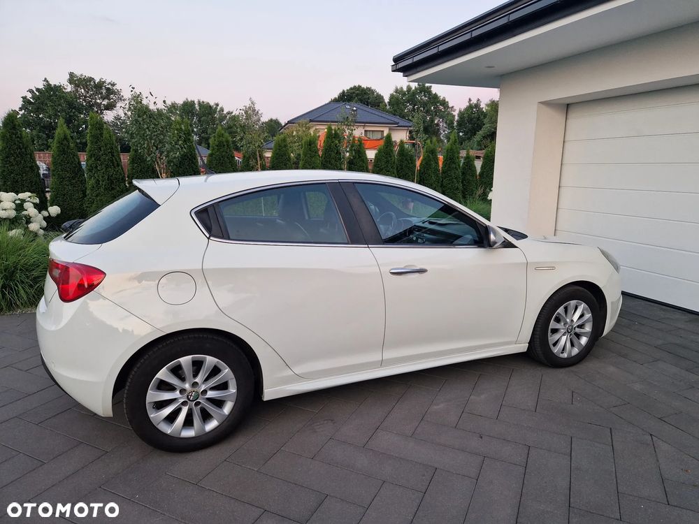 Alfa Romeo Giulietta 1.4 TB Distinctive - 4
