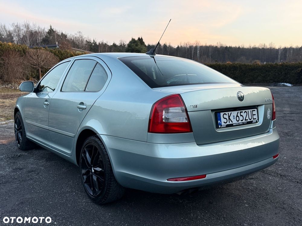 Skoda Octavia 1.8 TSI Ambiente - 13
