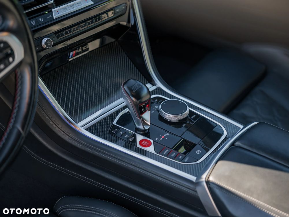 BMW M8 Competition - 18