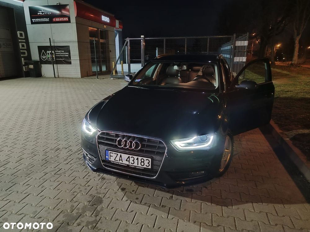 Audi A4 Avant 2.0 TDI DPF multitronic Attraction - 12