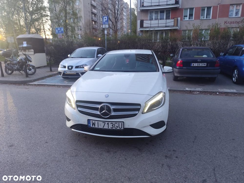 Mercedes-Benz Klasa A 180 7G-DCT AMG Line - 2