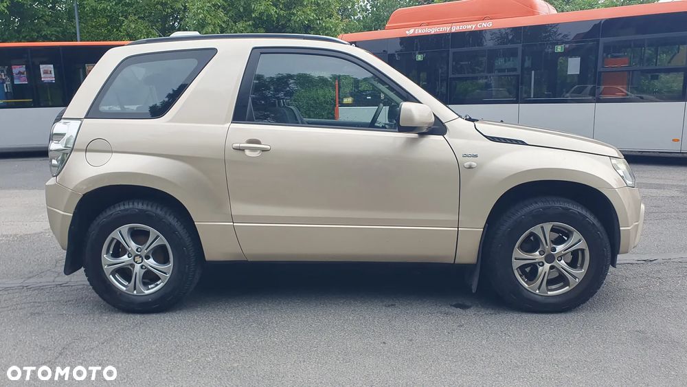 Suzuki Grand Vitara 1.9 DDiS Comfort - 3