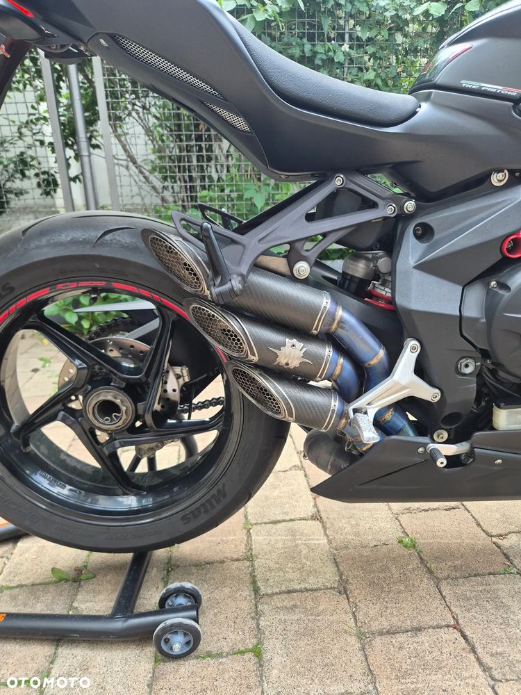 MV AGUSTA F3 - 28