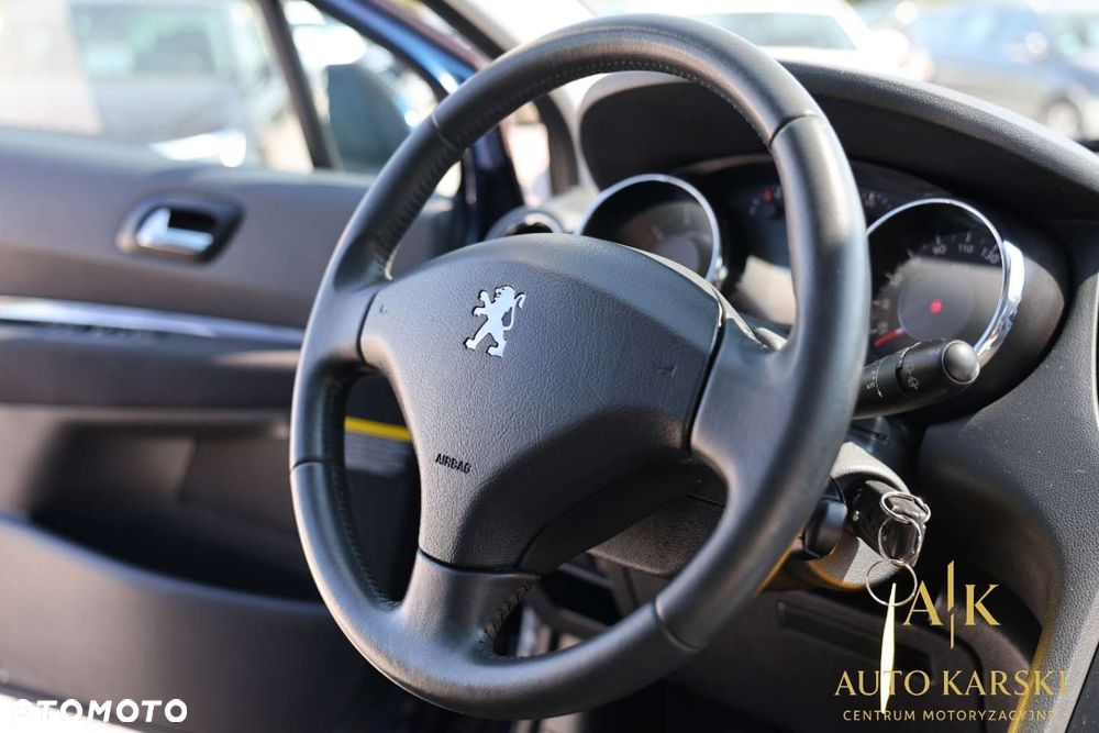 Peugeot 5008 - 28