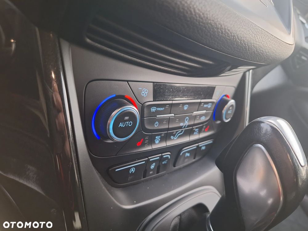 Ford Kuga 2.0 TDCi 4x4 ST-Line - 12