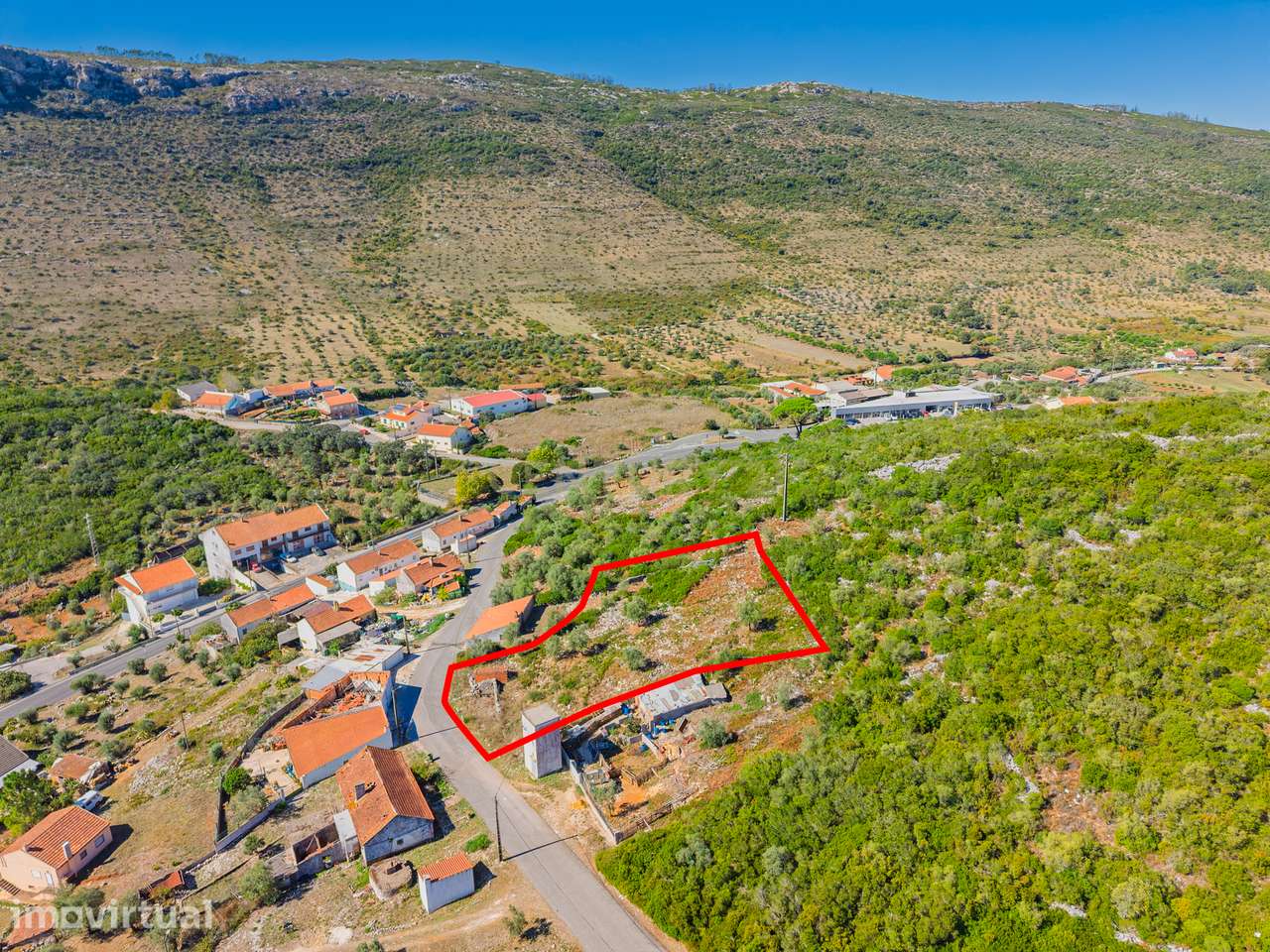Terreno Urbano em Mira de Aire, Porto de Mós - Grande imagem: 2/7