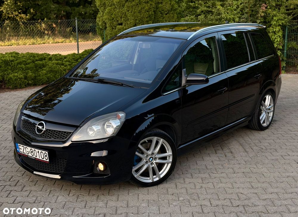 Opel Zafira 2.0 T OPC - 3