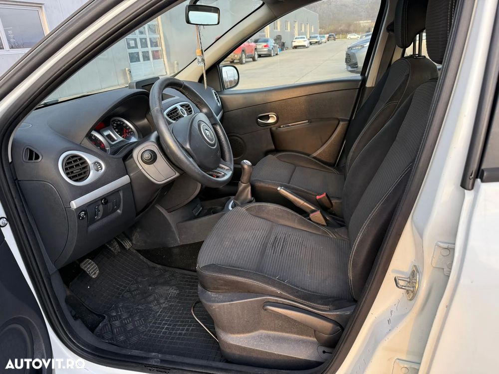 Renault Clio Estate 1.2 Expression - 10