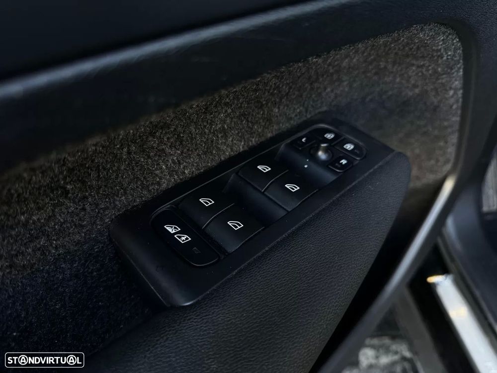 Volvo XC 40 1.5 T4 PHEV Essential - 21