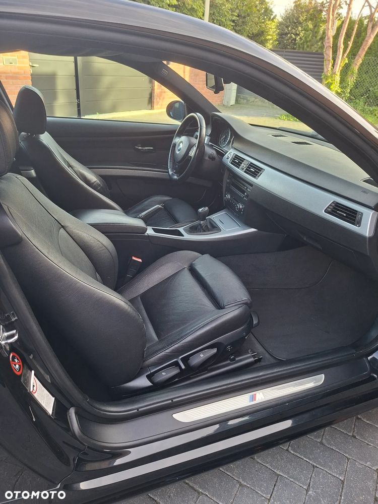 BMW Seria 3 320i M Sport Edition - 10