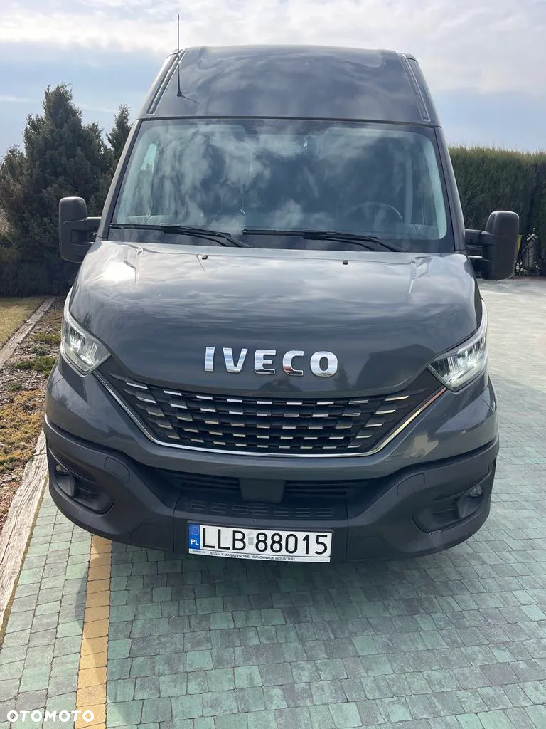 Iveco DAILY - 7