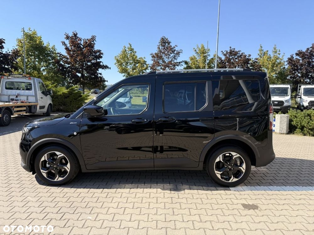 Ford Tourneo Courier - 10