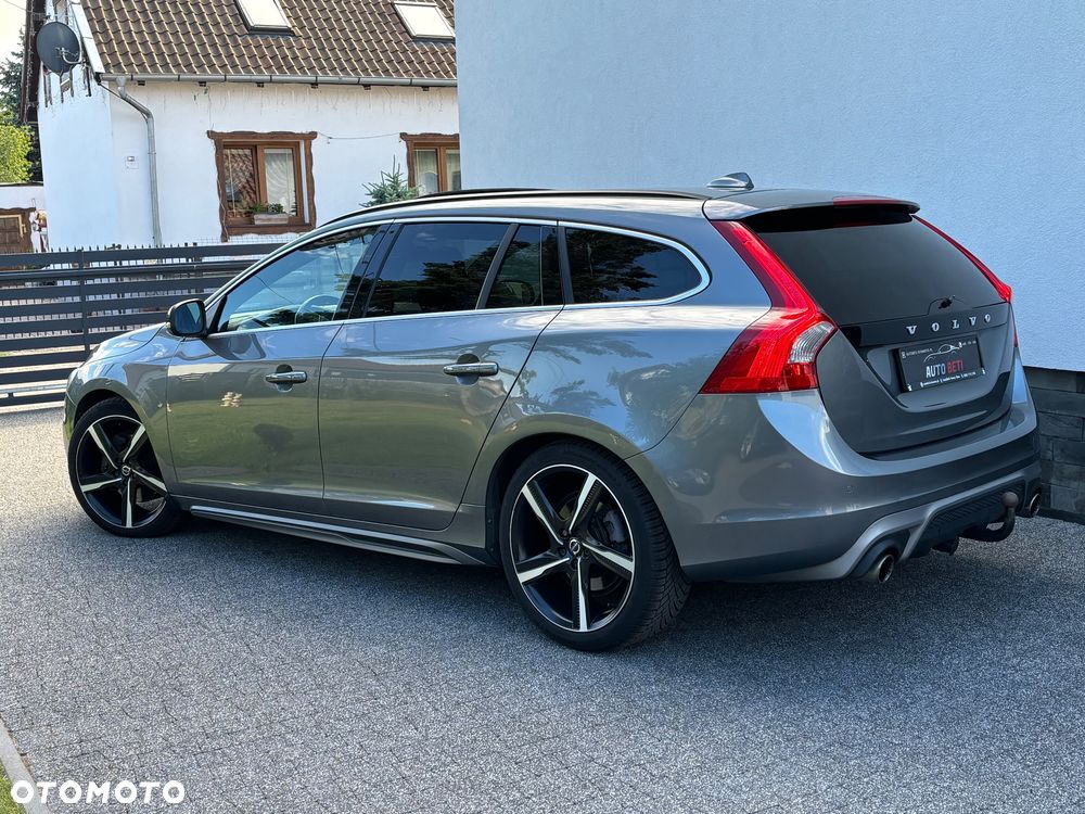 Volvo V60 D5 Geartronic RDesign - 21
