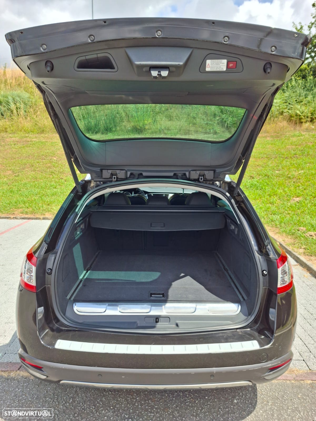 Peugeot 508 RXH 2.0 HDi Hybrid4 2-Tronic - 8