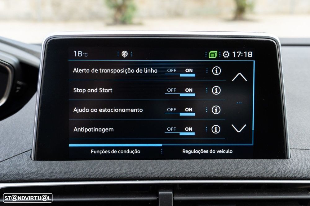 Peugeot 3008 1.2 PureTech Allure Pack - 22