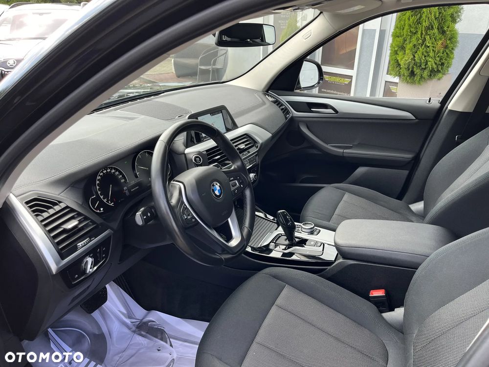 BMW X3 sDrive18d Advantage - 13