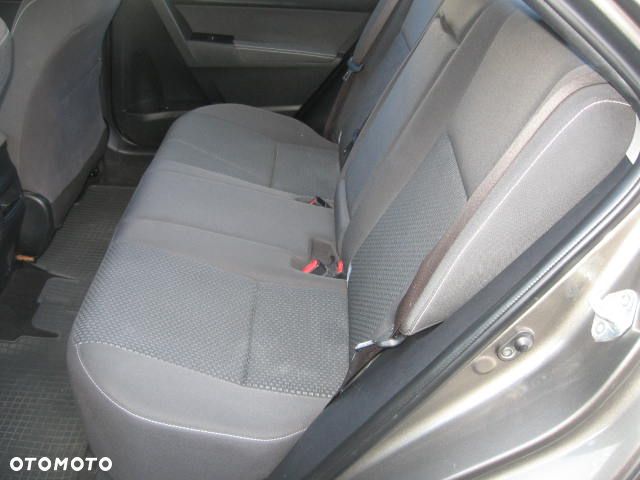 Toyota Corolla 1.6 Prestige - 23