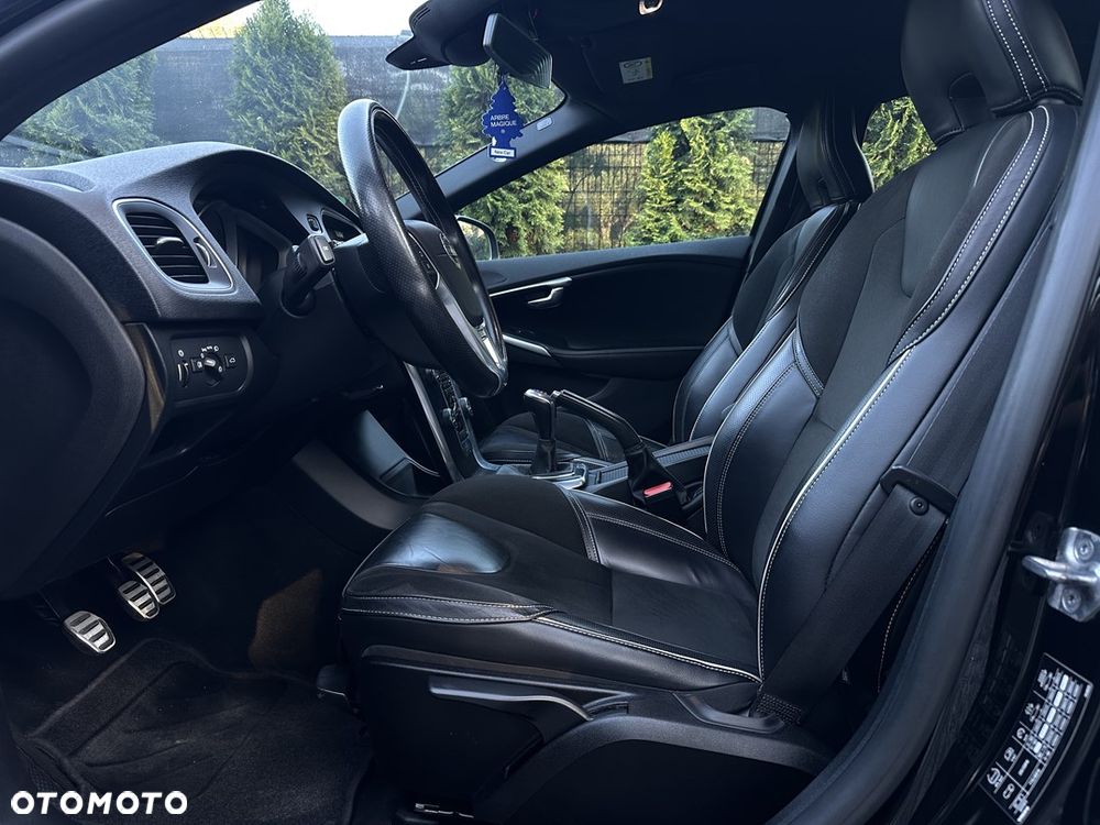 Volvo V40 D2 Drive-E R-Design Kinetic - 20