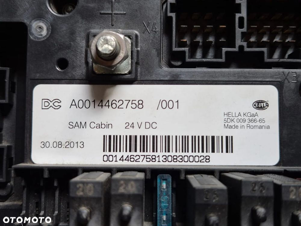 A0014462758 A0014465158 MERCEDES MP4 Skrzynka Tablica Modul Plyta bezpiecznikow - 3