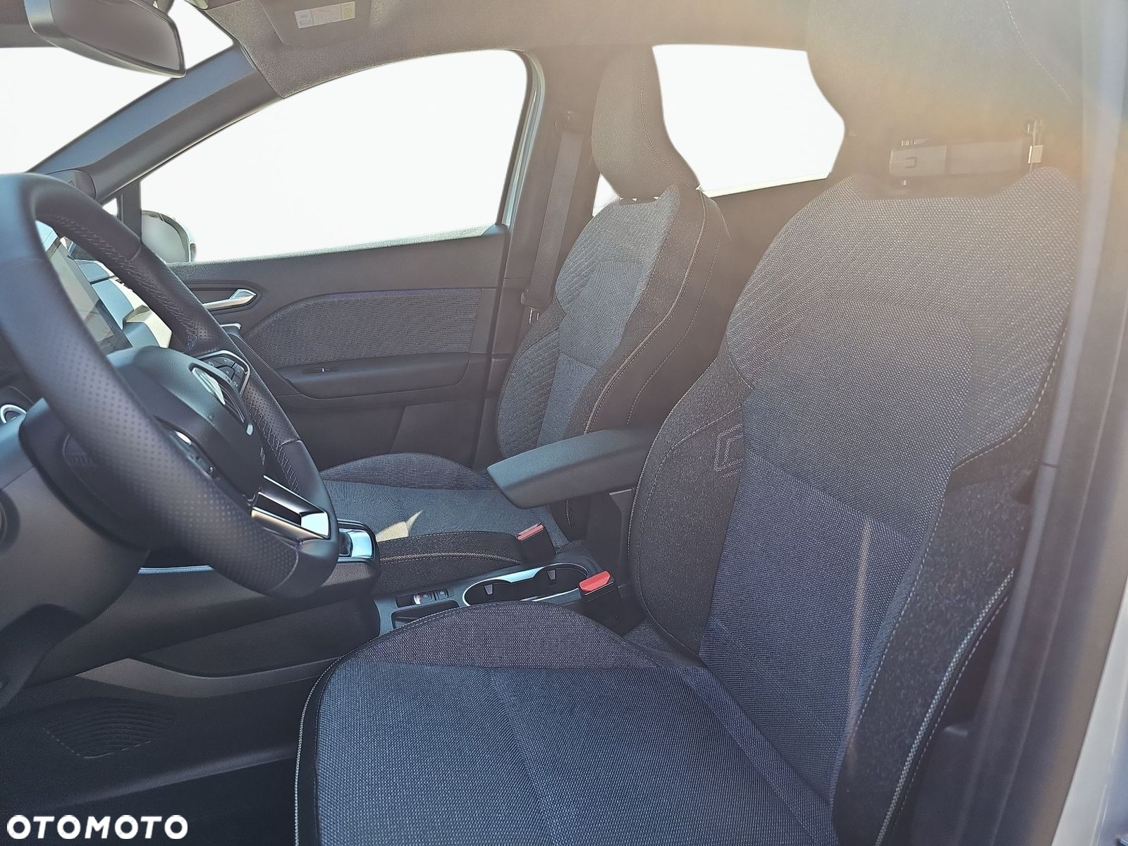 Renault Captur 1.0 TCe Techno - 12