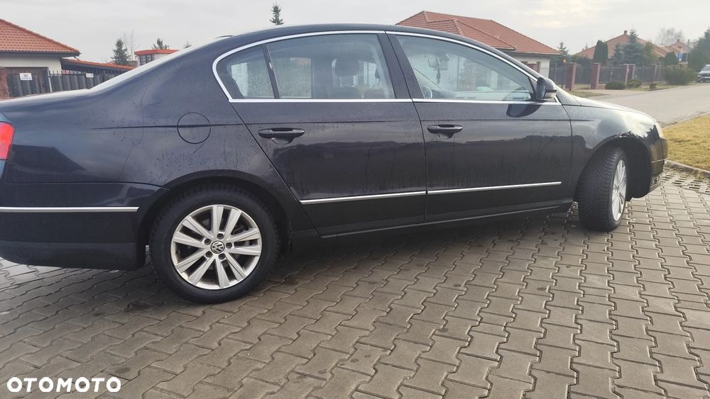 Volkswagen Passat - 3
