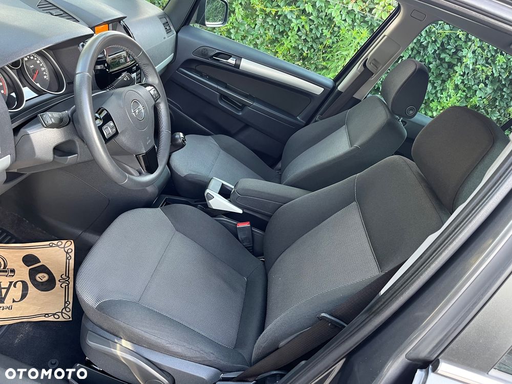 Opel Zafira 1.6 Cosmo - 13