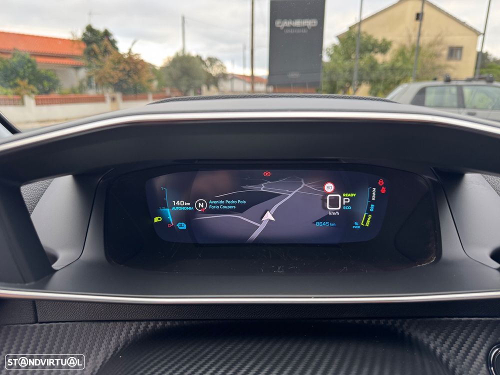 Peugeot e-208 Allure - 14