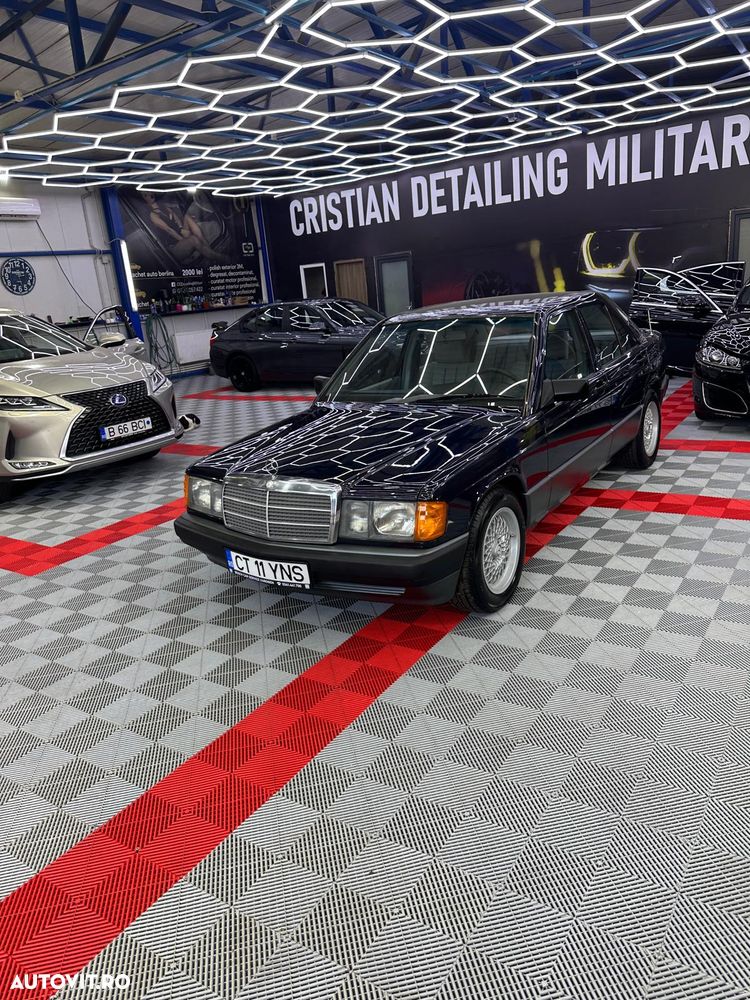 Mercedes-Benz W201 - 2