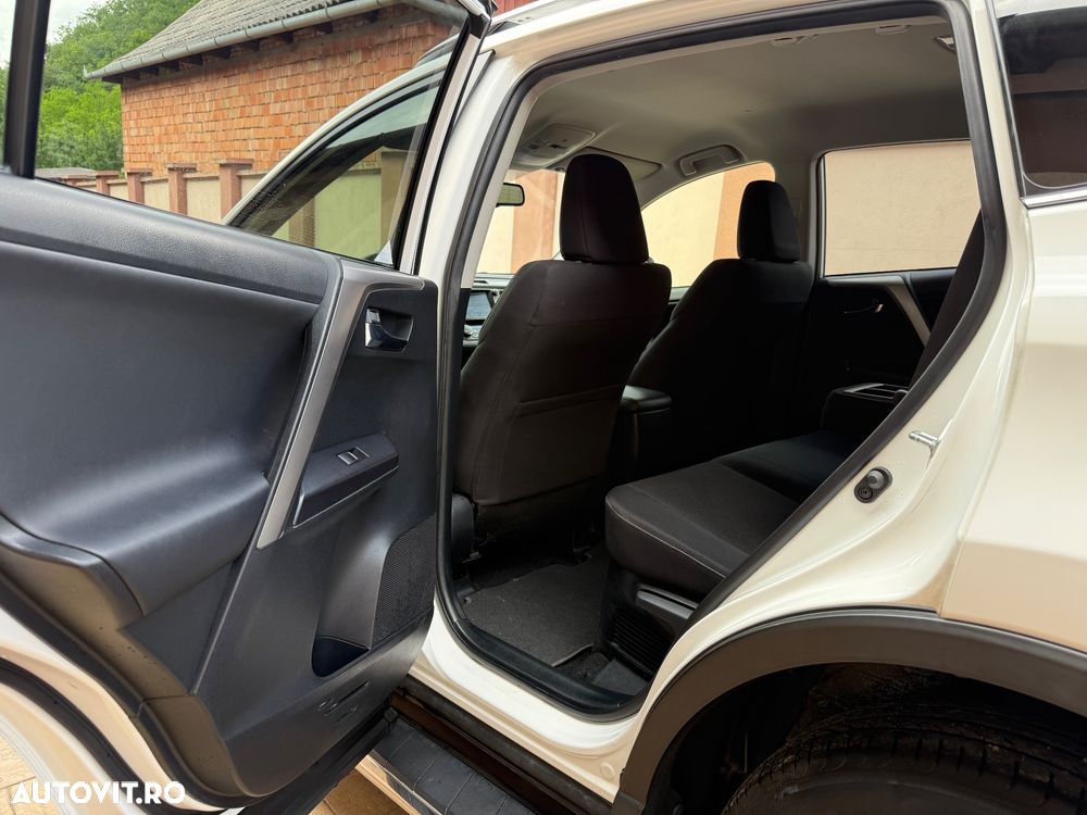 Toyota RAV4 - 17
